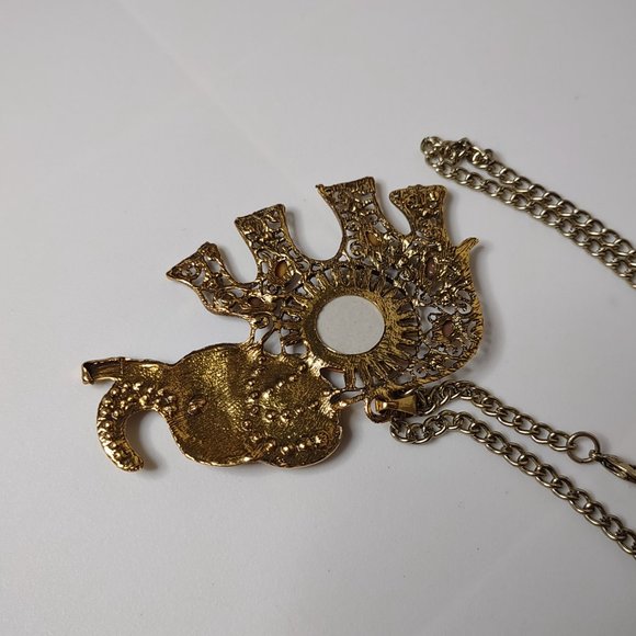 Awesome Large Decorative Elephant Pendant Necklace 18 Inches Long - Picture 7 of 13